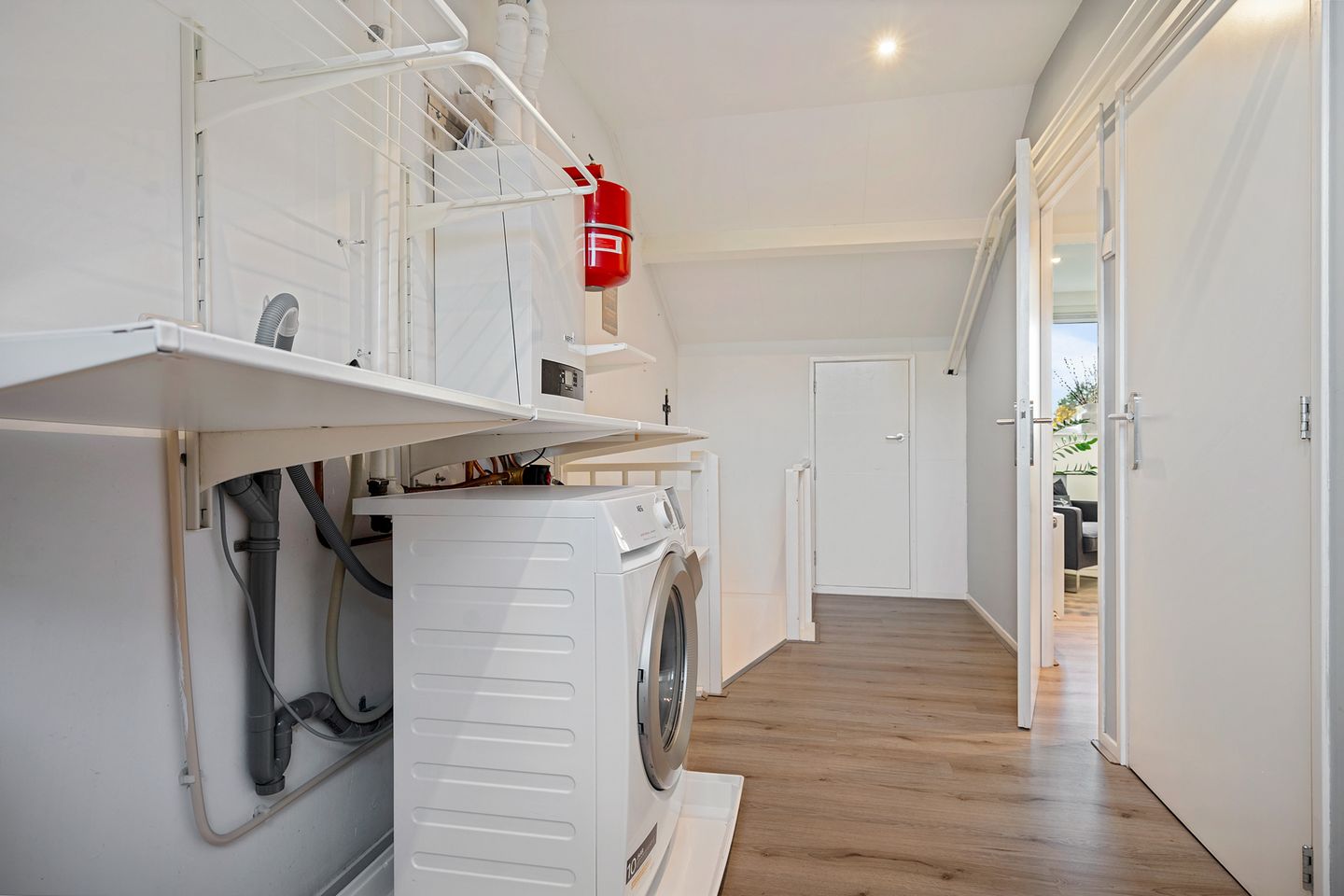 Foto 35 van Zwaluwstraat 154