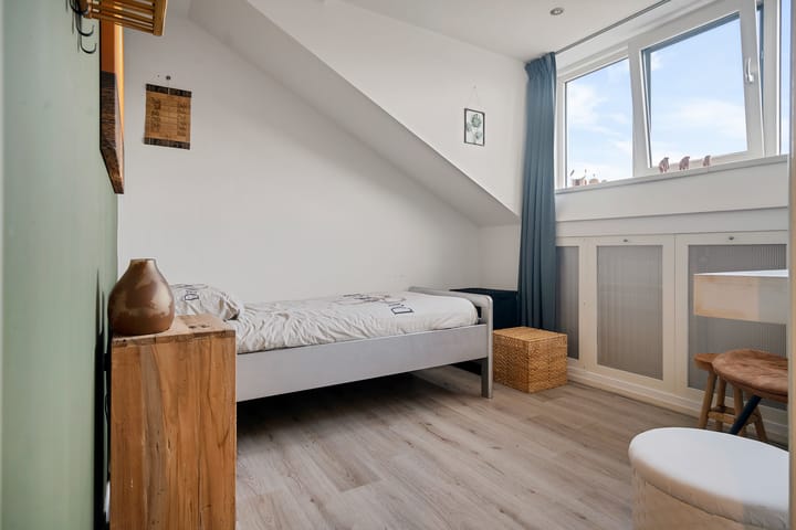 Foto 38 van Zwaluwstraat 154