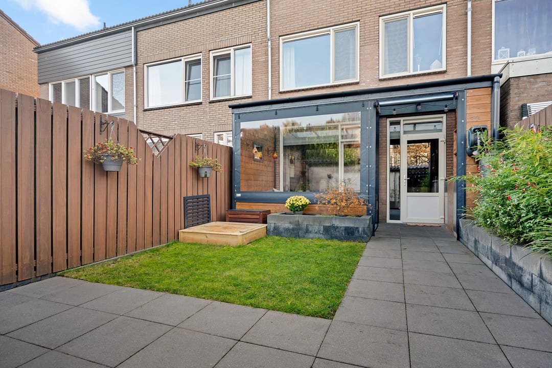 Foto 43 van Zwaluwstraat 154