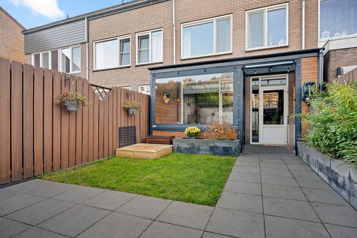 Foto 43 van Zwaluwstraat 154