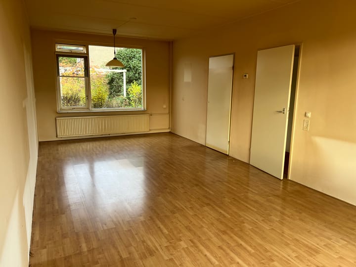 Photo 3 of Emmasingel 108