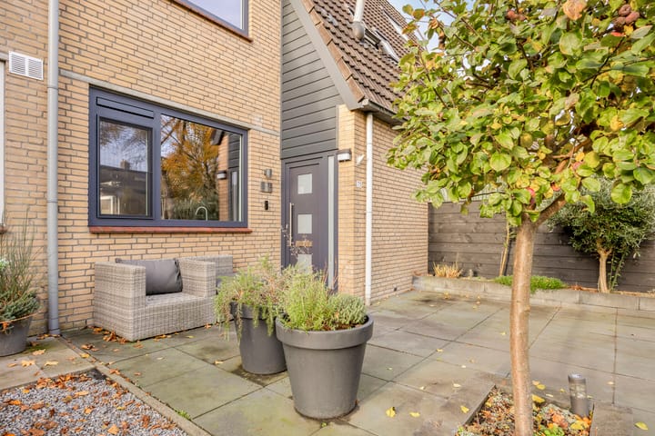 Photo 2 of Thijsselaan 73