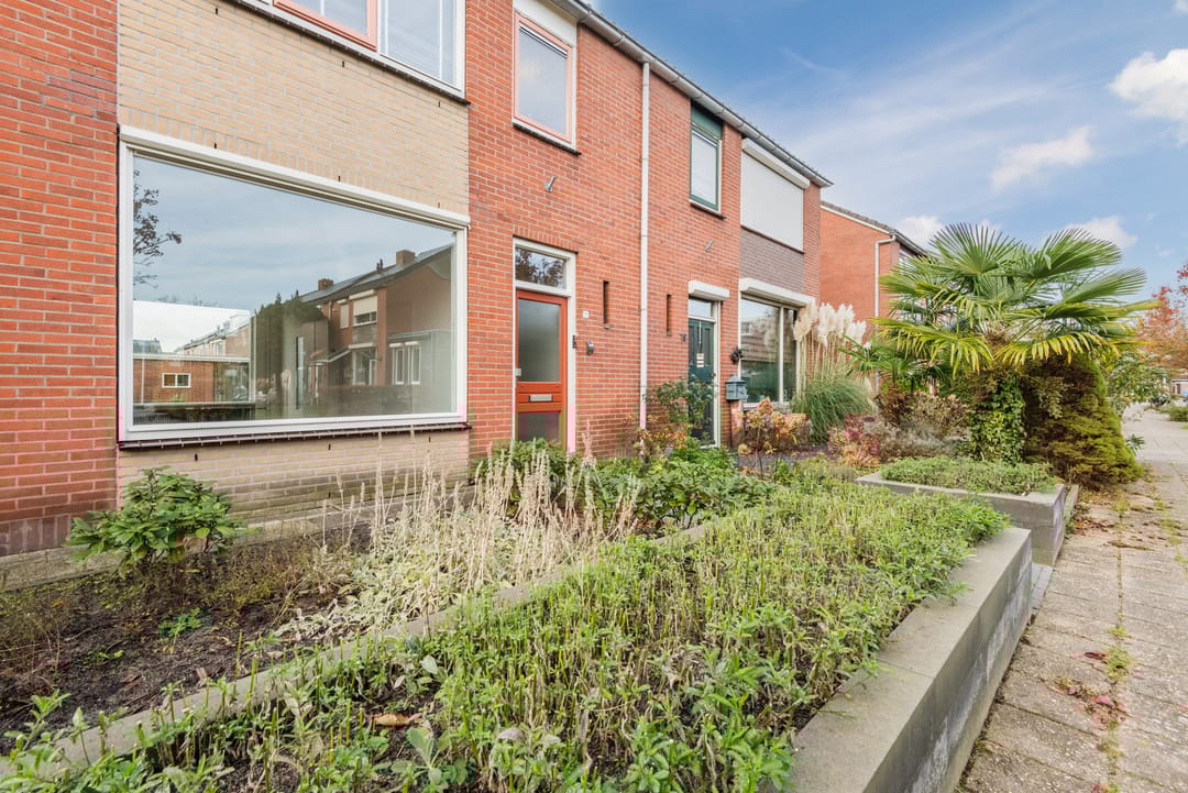 Photo 2 of Esschingstraat 17