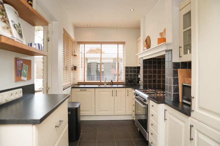 Foto 9 van Deken van Dijkstraat 4