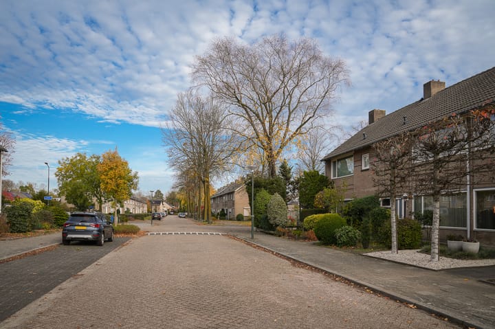 Foto 37 van Deken van Dijkstraat 4