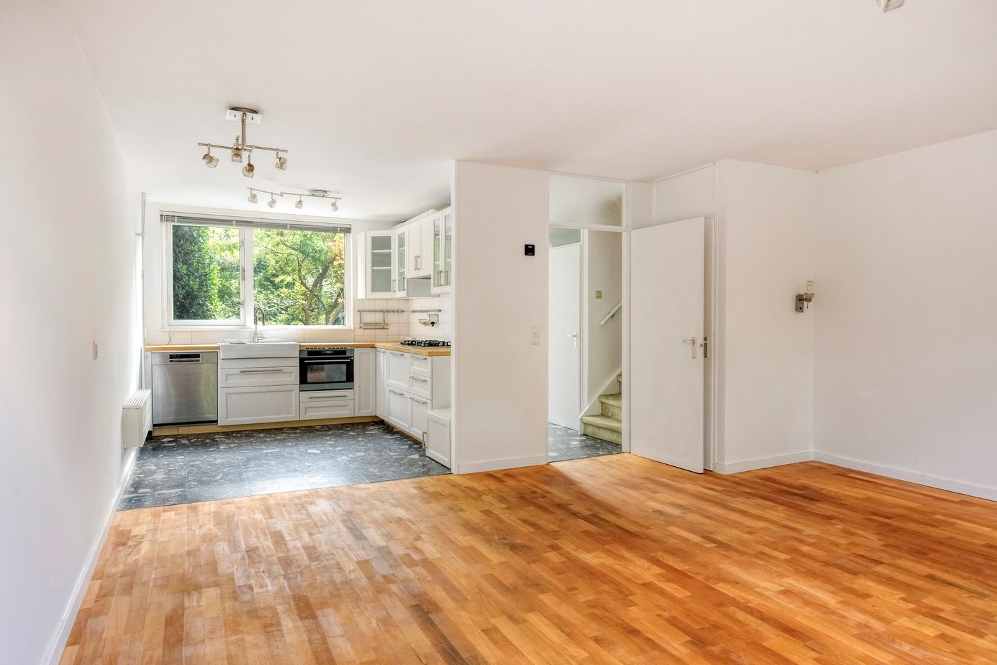 Photo 4 of Mienette Stormstraat 59