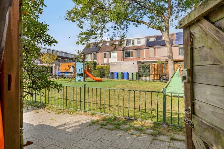 Photo 28 of Mienette Stormstraat 59