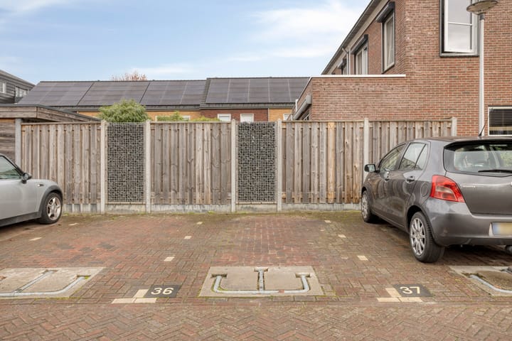 Photo 51 of Zeelandstraat 42