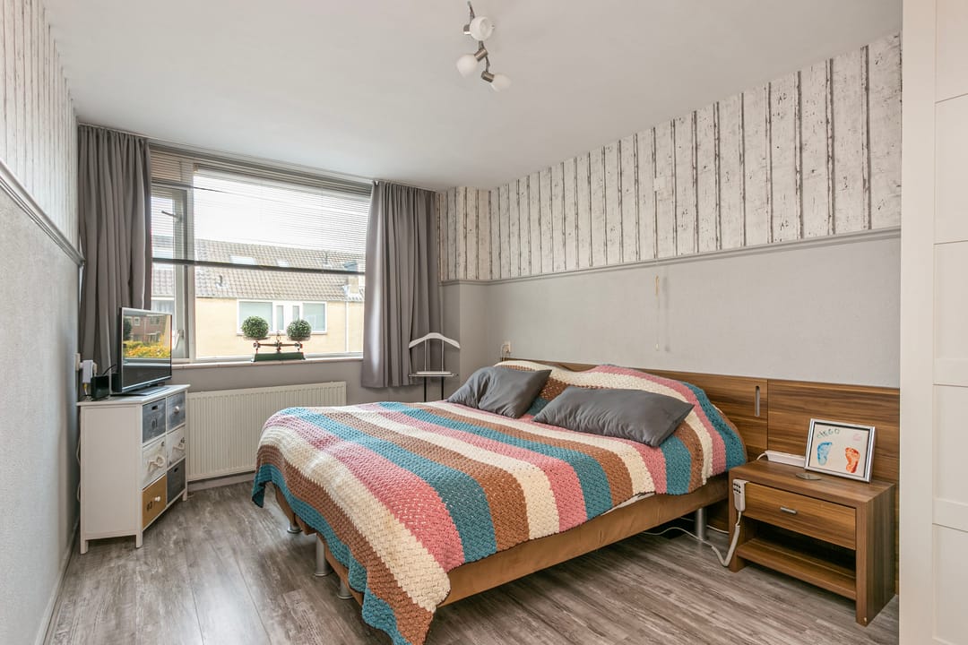 Photo 16 of Meidoornstraat 6