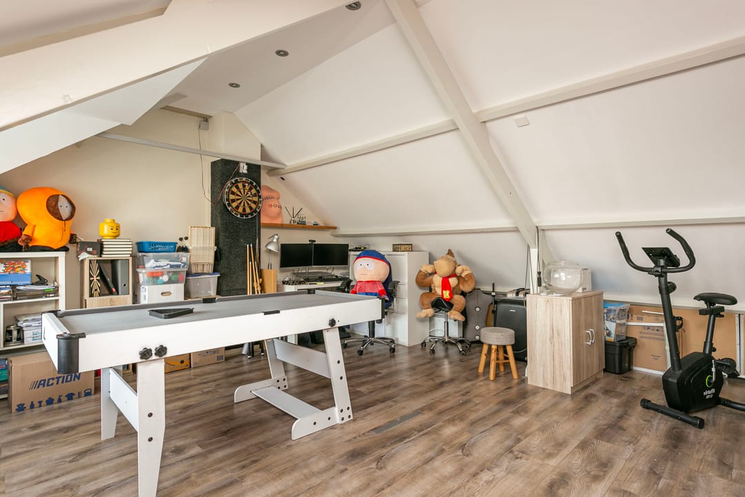 Photo 23 of Meidoornstraat 6