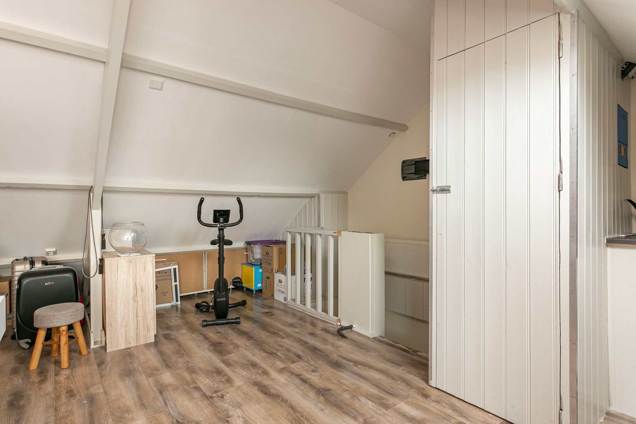 Photo 24 of Meidoornstraat 6