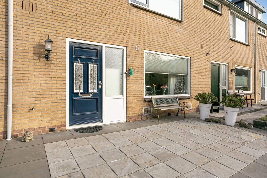 Photo 28 of Meidoornstraat 6