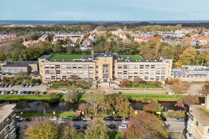 Photo 42 of Aronskelkweg 42