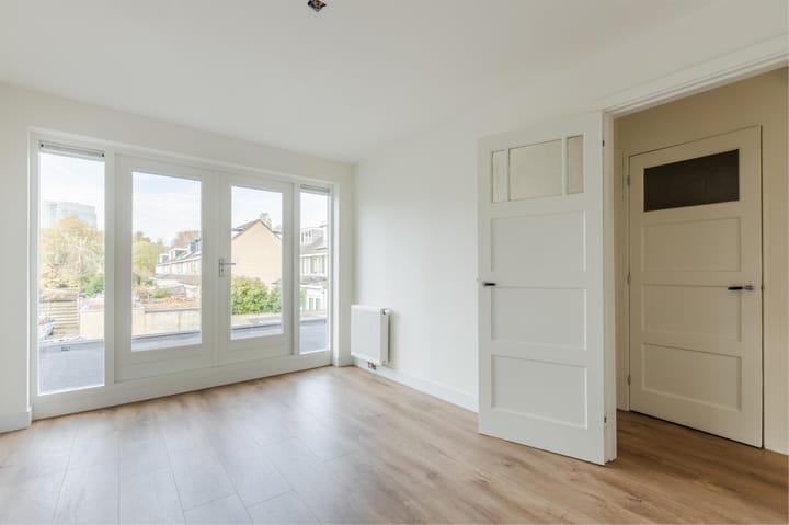 Photo 21 of Verlengde Hoogravenseweg 119