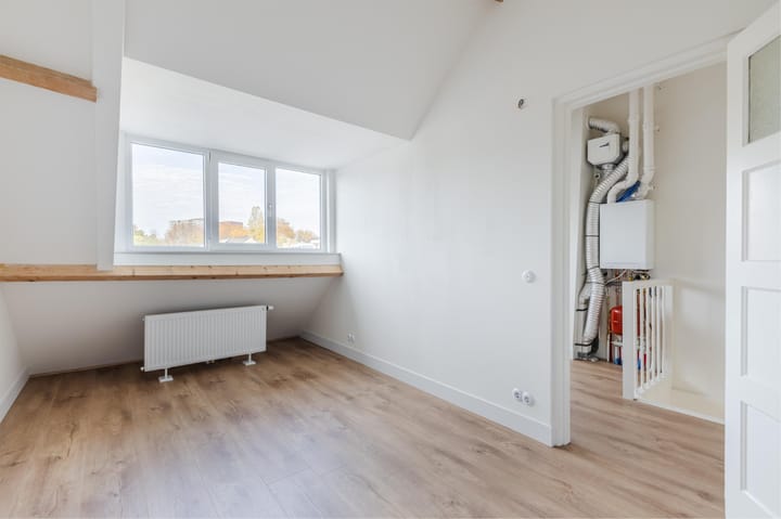 Photo 37 of Verlengde Hoogravenseweg 119