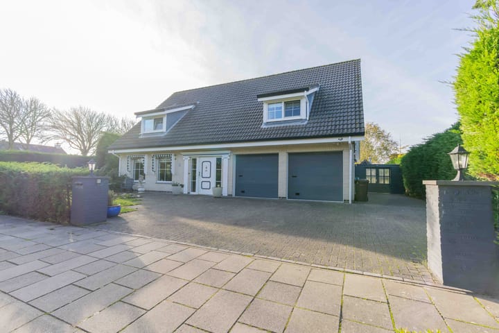 Photo 1 of Anna van Egmondlaan 1