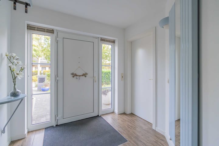 Photo 4 of Anna van Egmondlaan 1