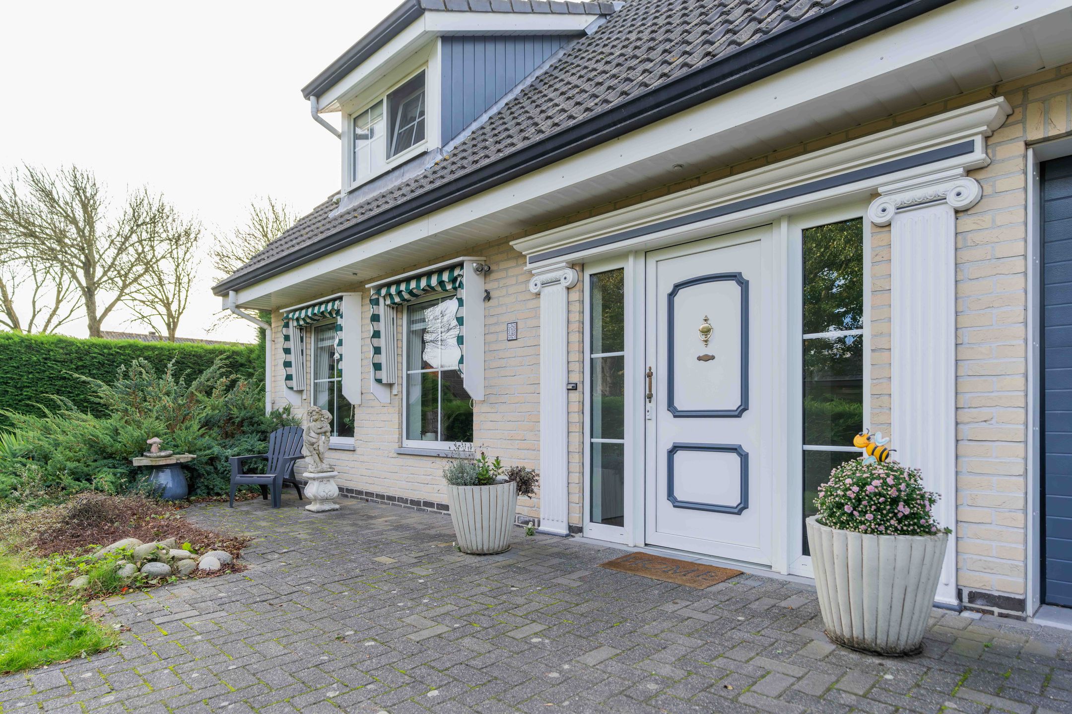 Foto 45 van Anna van Egmondlaan 1