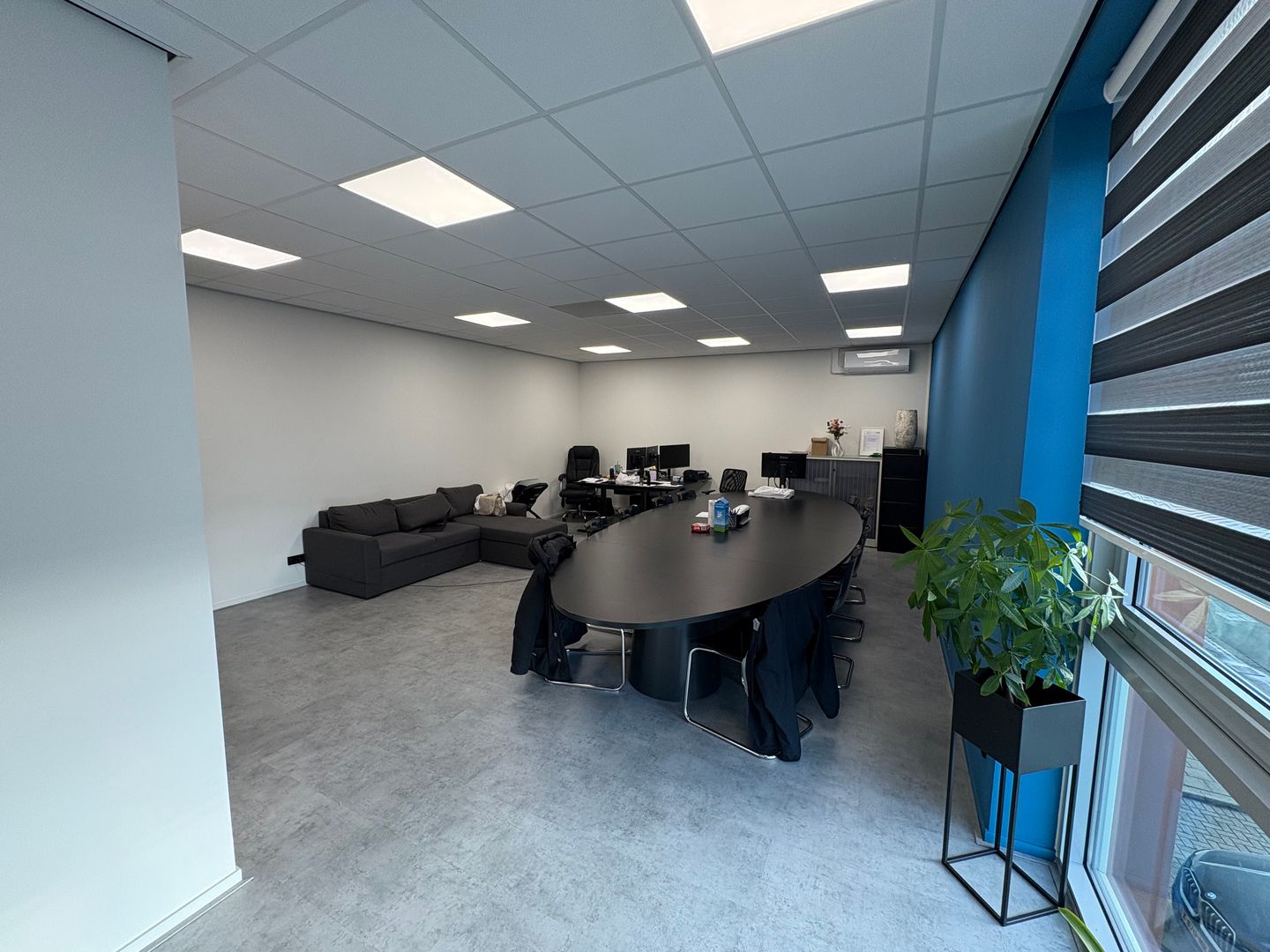 View photo 2 of Steenhouwerstraat 90