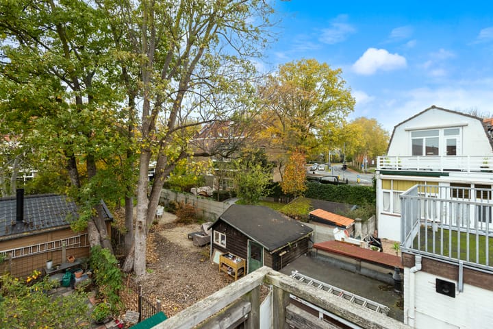 Photo 31 of Louis Bothastraat 3