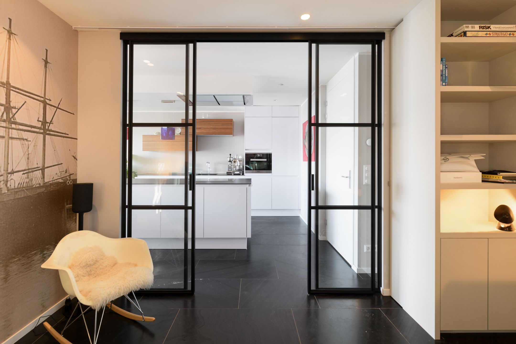 Photo 21 of Willem Frederik Hermansstraat 163