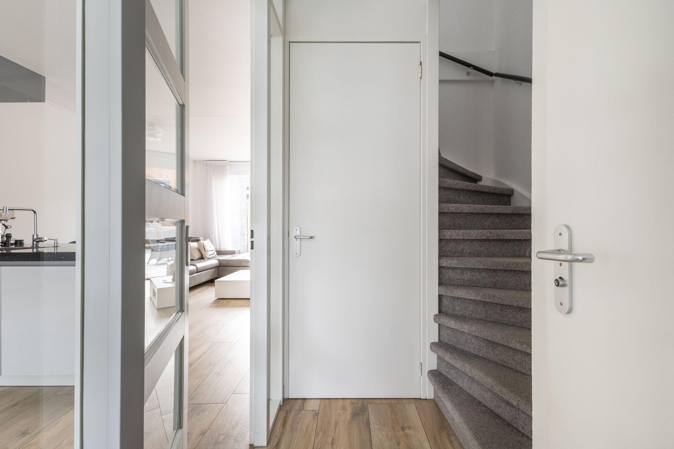 Photo 12 of Donaulaan 8