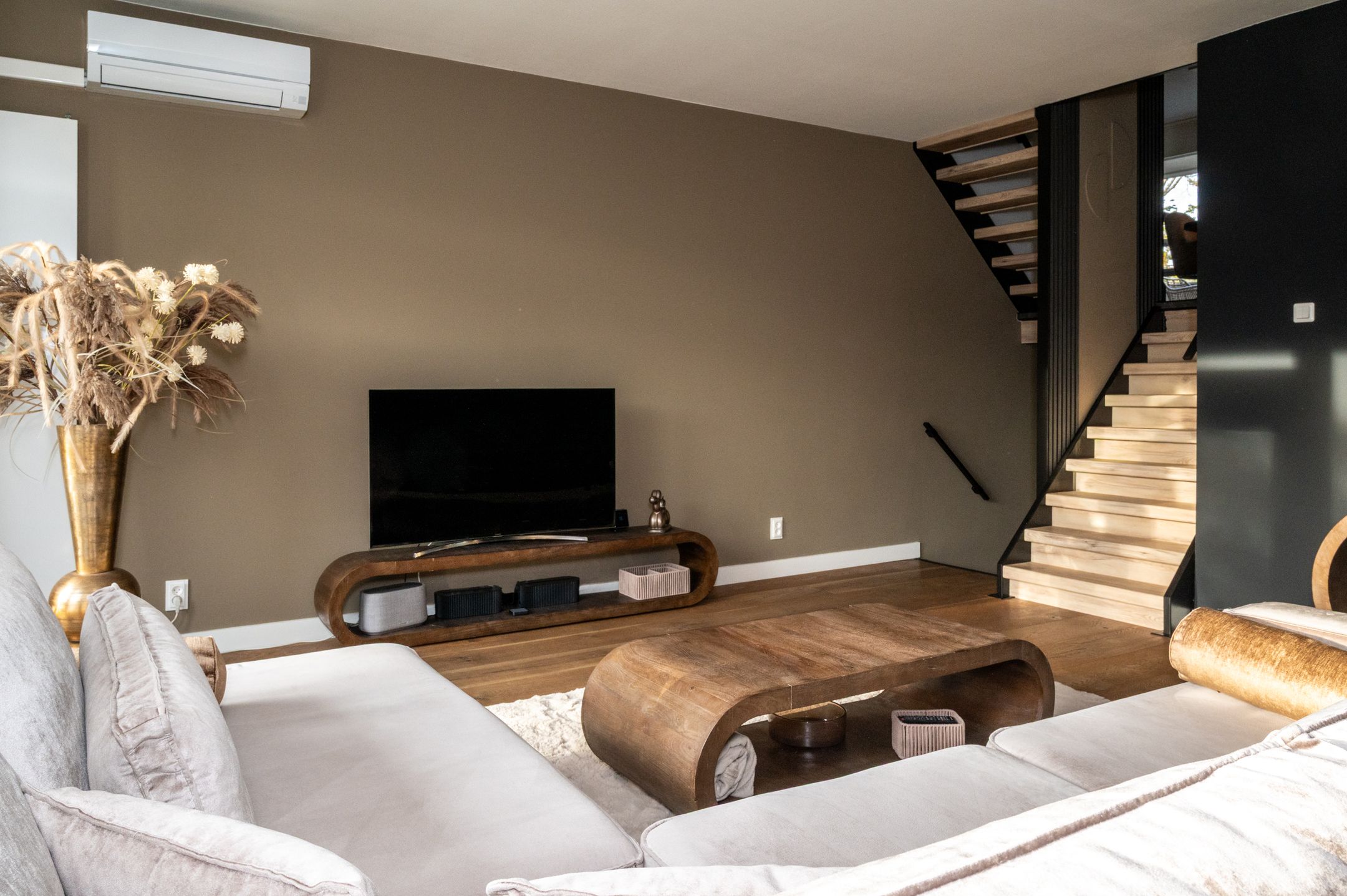 Foto 9 van Tolhuis 6152