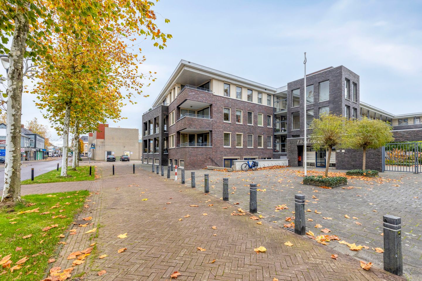 Bekijk foto 2 van J.P. Santeeweg 2