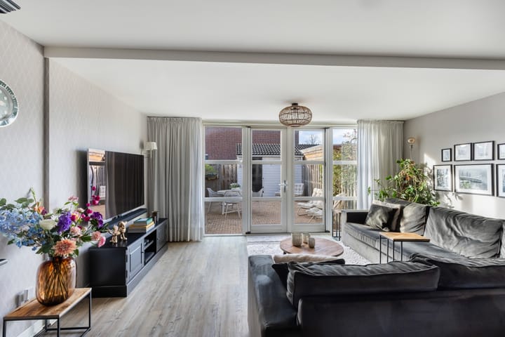 Foto 7 van Bernhardstraat 1-B