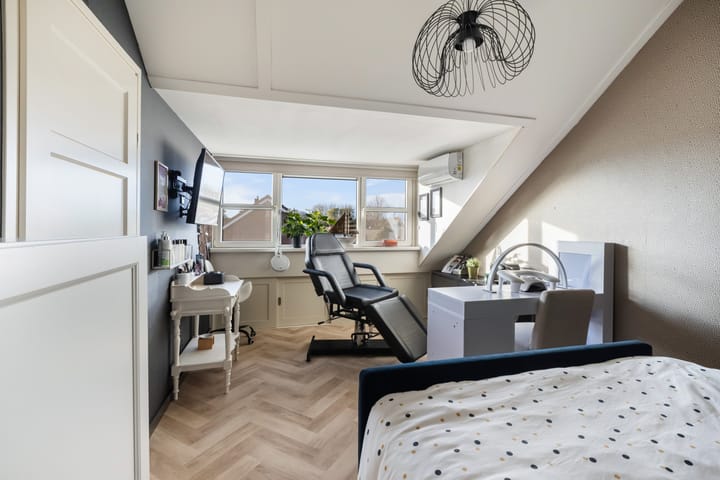 Foto 37 van Bernhardstraat 1-B