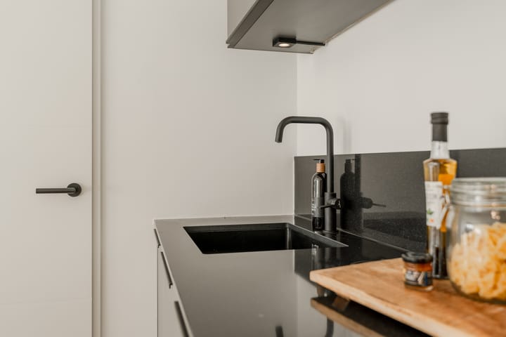 Photo 26 of Niemeyerstraat 201