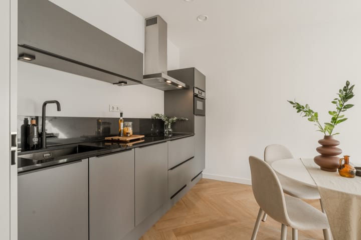 Photo 27 of Niemeyerstraat 201