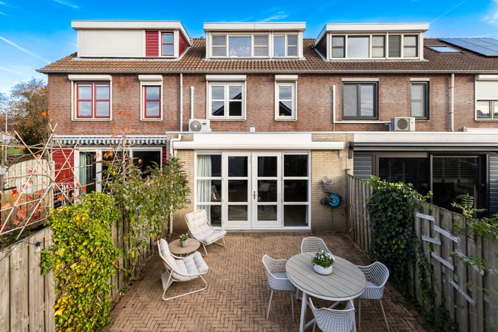 Foto 42 van Bernhardstraat 1-B