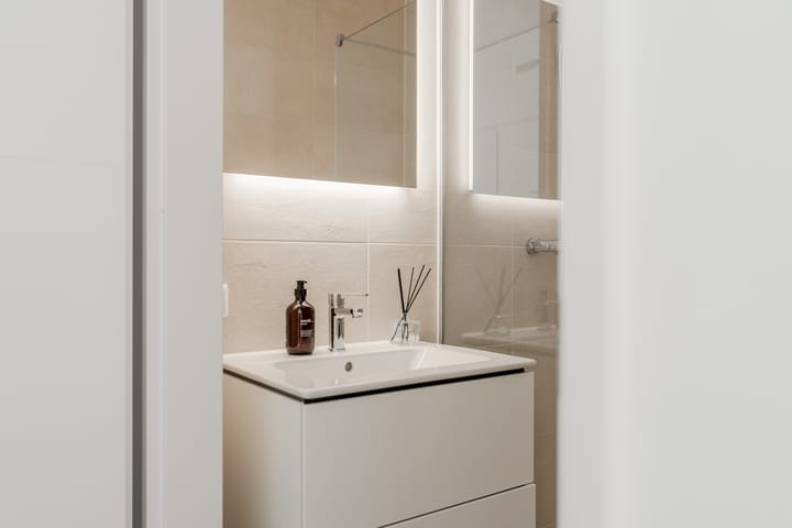 Photo 40 of Niemeyerstraat 201