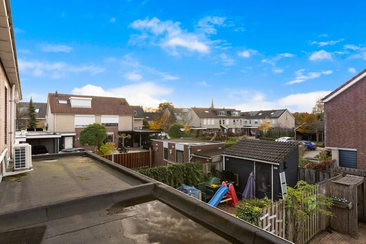 Foto 47 van Bernhardstraat 1-B