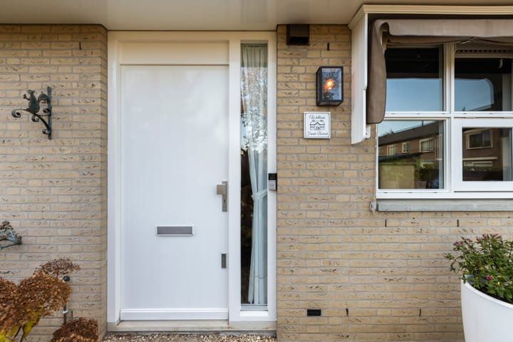 Foto 60 van Bernhardstraat 1-B