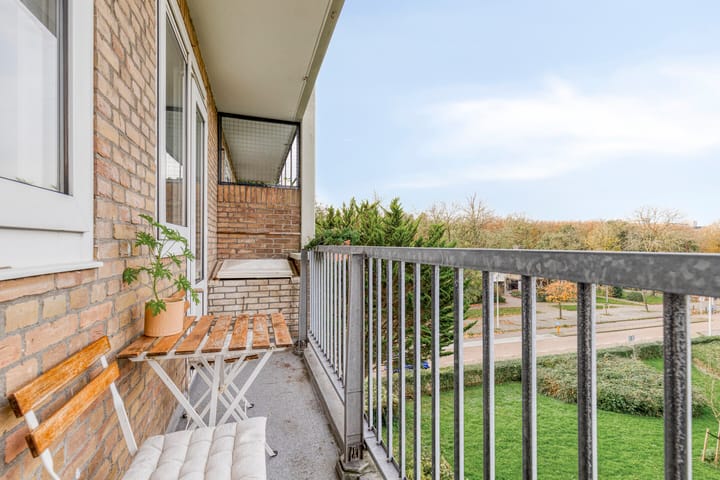 Photo 13 of Jacques Veltmanstraat 76-2