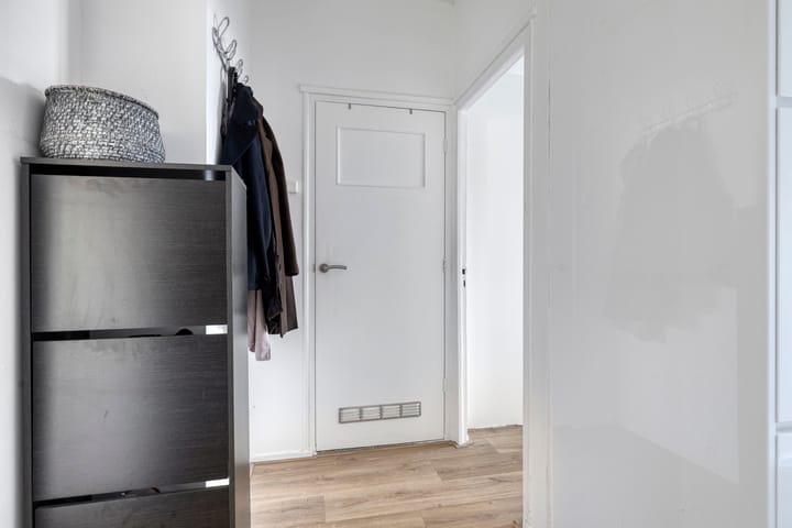 Photo 14 of Jacques Veltmanstraat 76-2