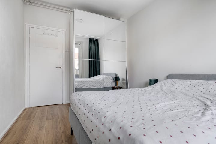 Photo 16 of Jacques Veltmanstraat 76-2