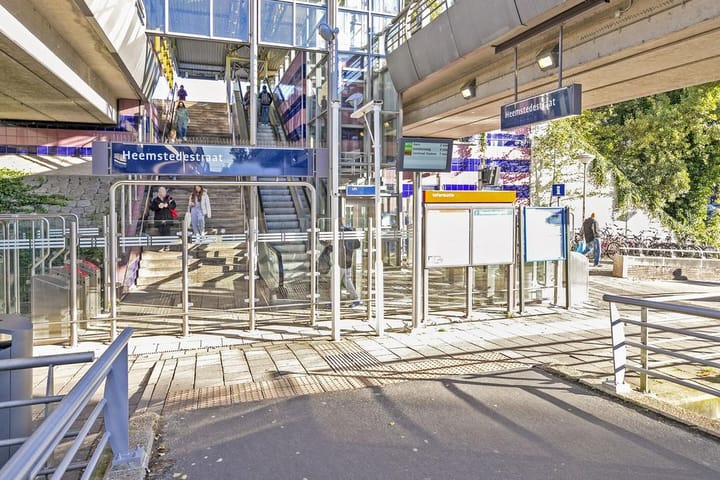 Photo 27 of Jacques Veltmanstraat 76-2