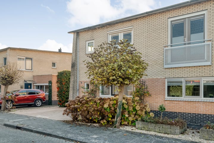 Photo 5 of Schermerhornstraat 74