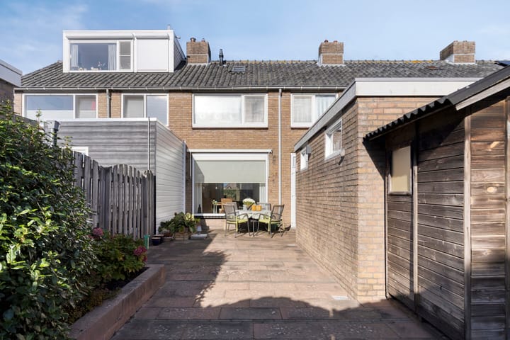 Photo 2 of Van Dam van Isseltstraat 7