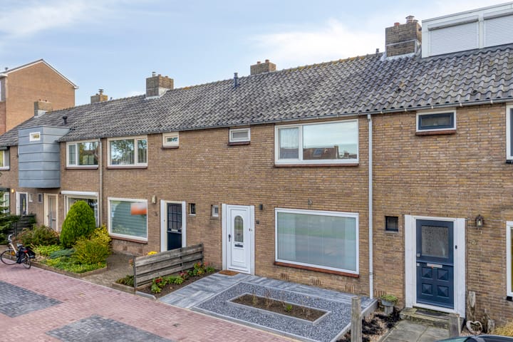 Photo 22 of Van Dam van Isseltstraat 7