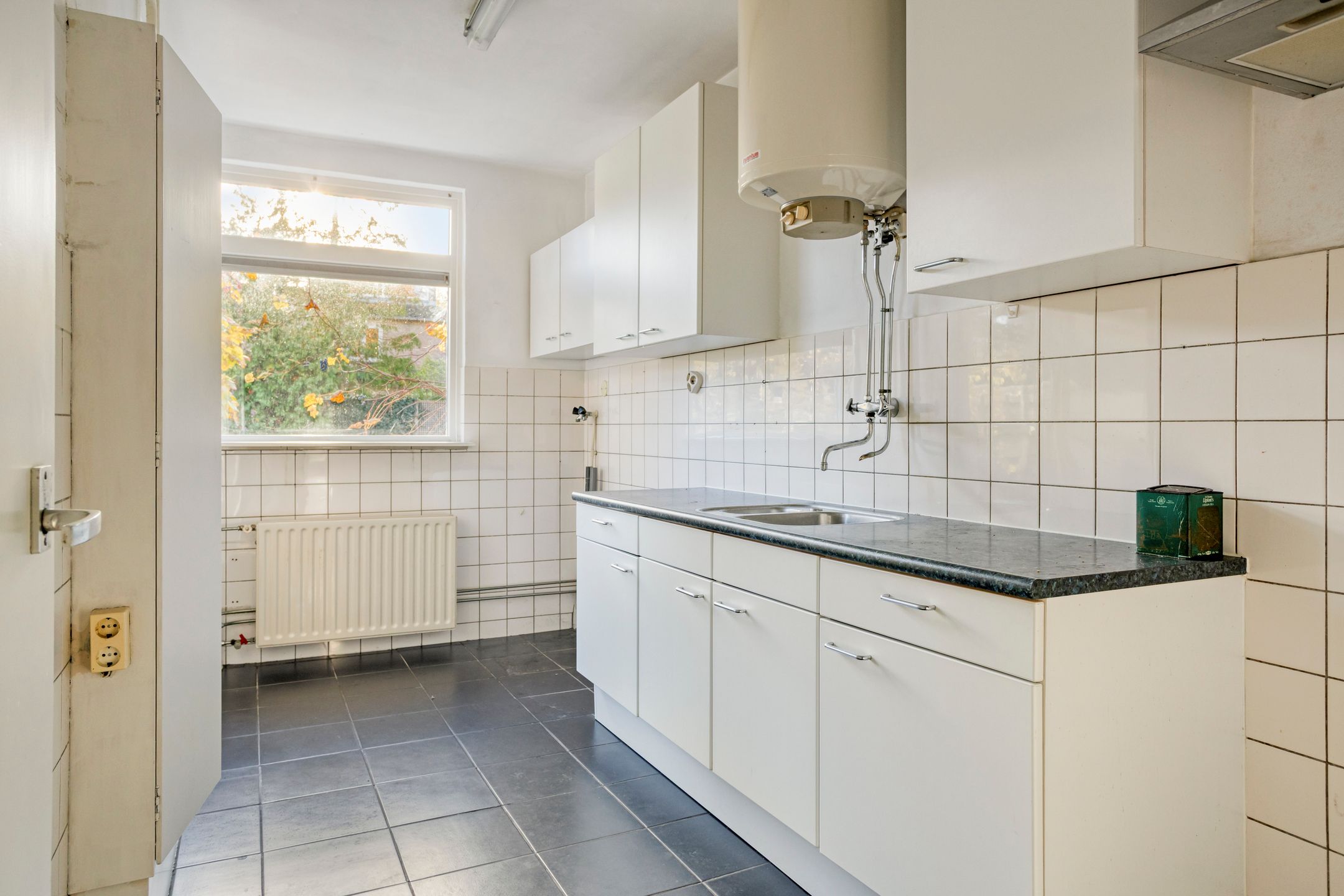 Photo 9 of Burgemeester van Grotenhuisstraat 38