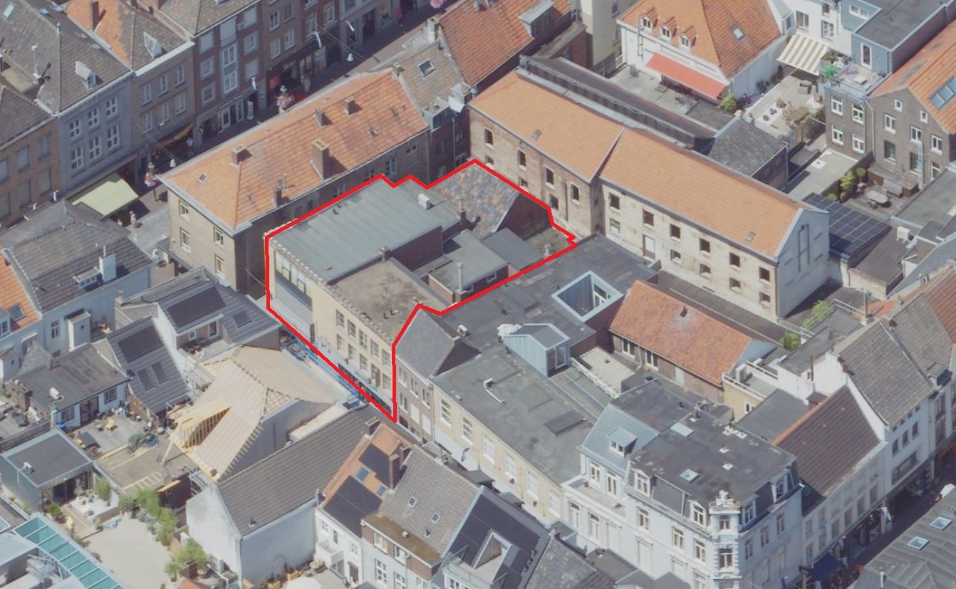 View photo 1 of Bergstraat 14