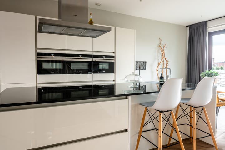 Photo 12 of Welnastraat 348