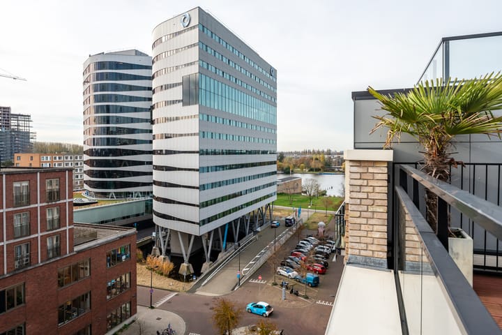 Photo 33 of Welnastraat 348