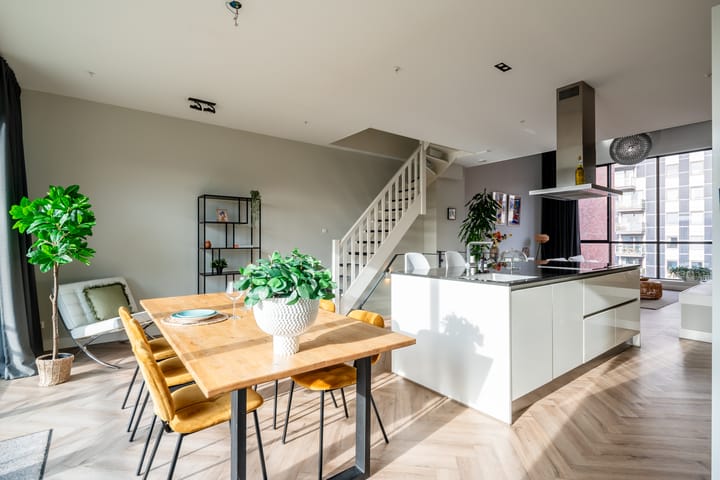 Photo 7 of Welnastraat 348