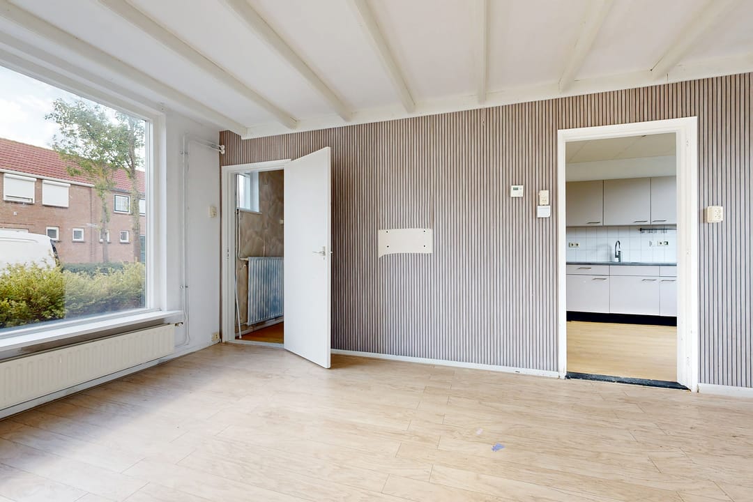 Photo 13 of Valenciennesstraat 40