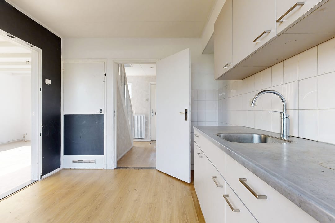 Photo 23 of Valenciennesstraat 40